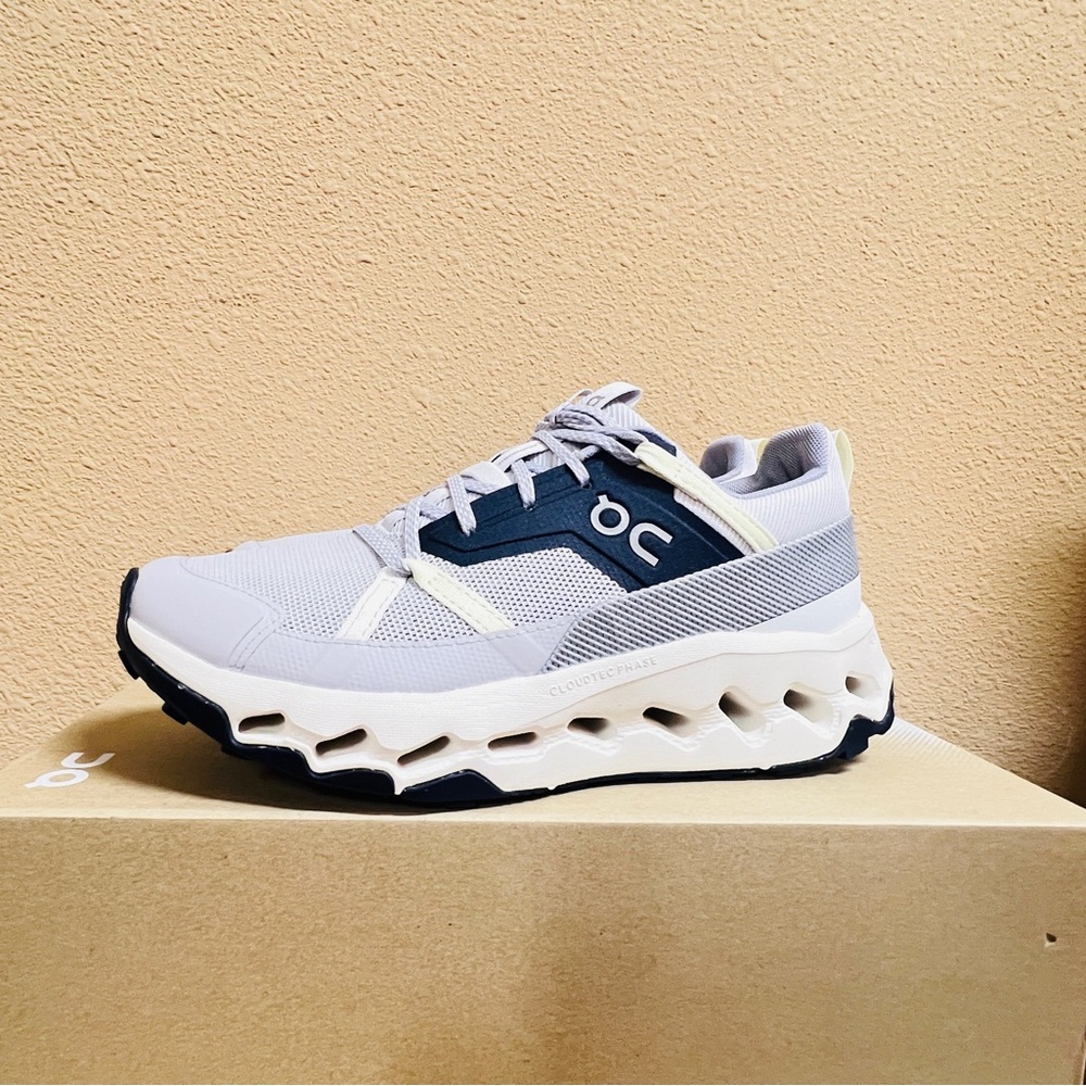 NEW On Running Women's Cloudhorizon SIZE 7 - Picture 3 of 12